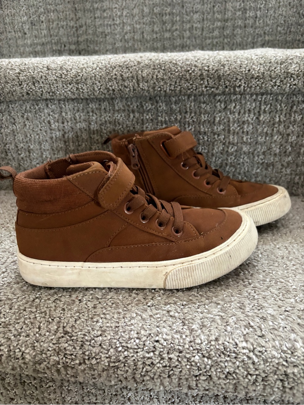 Cat & Jack Brown High-Top Kids Sneaker Boots - little kids size 13